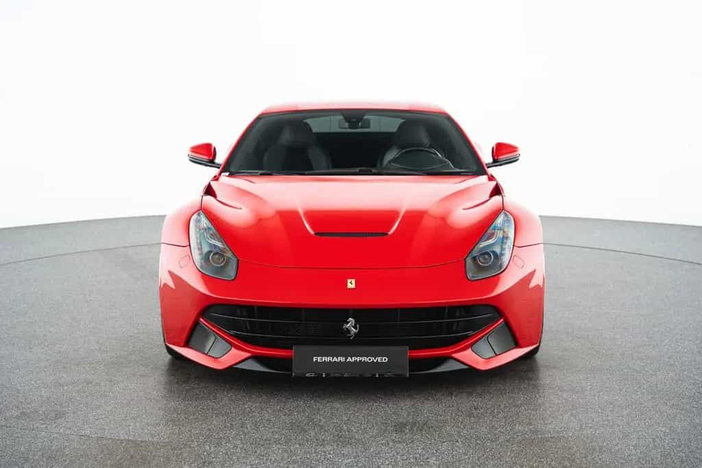 Ferrari F12 berlinetta 02/2013-photo-48