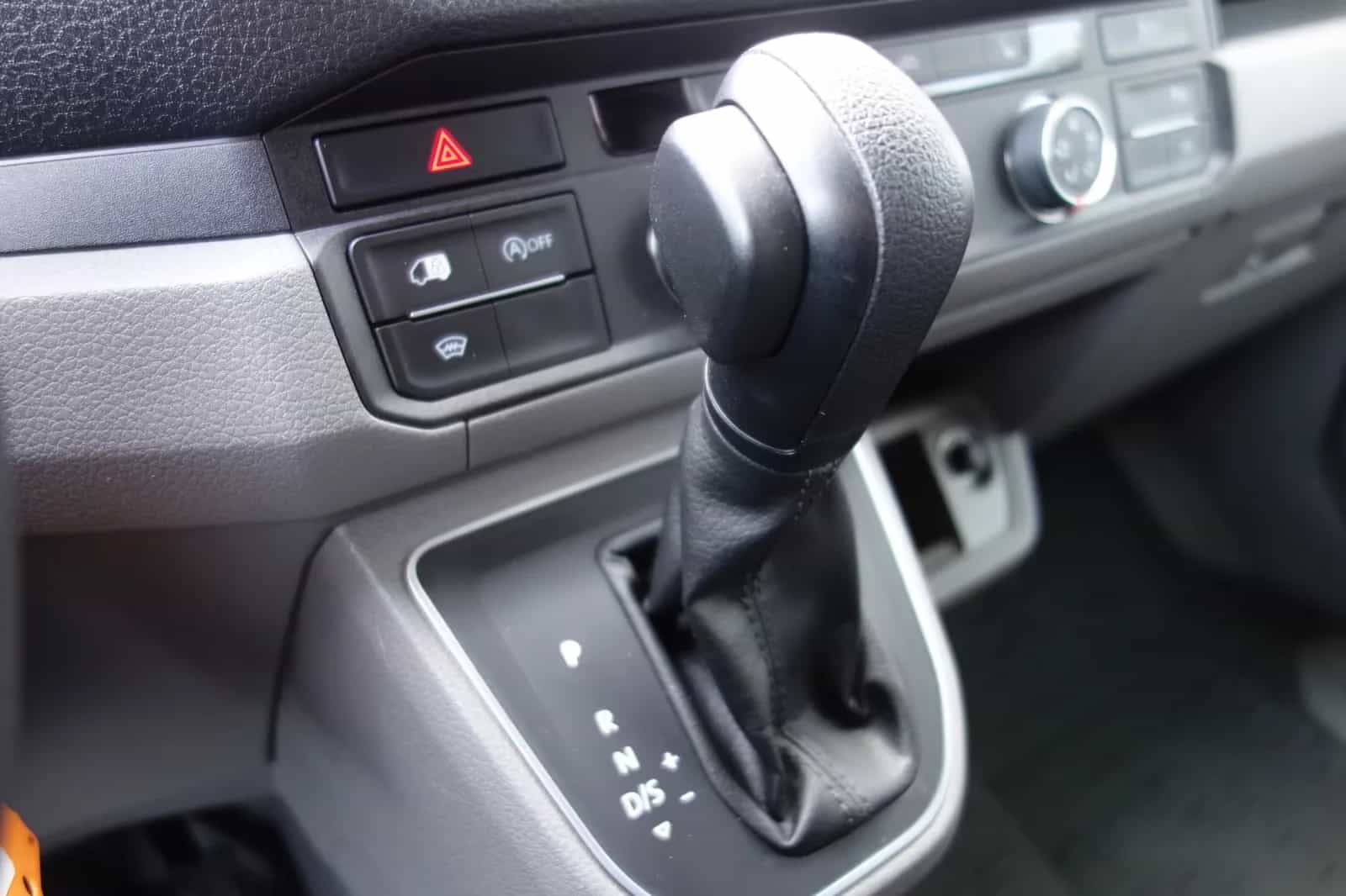 Volkswagen Crafter 09/2018-photo-10