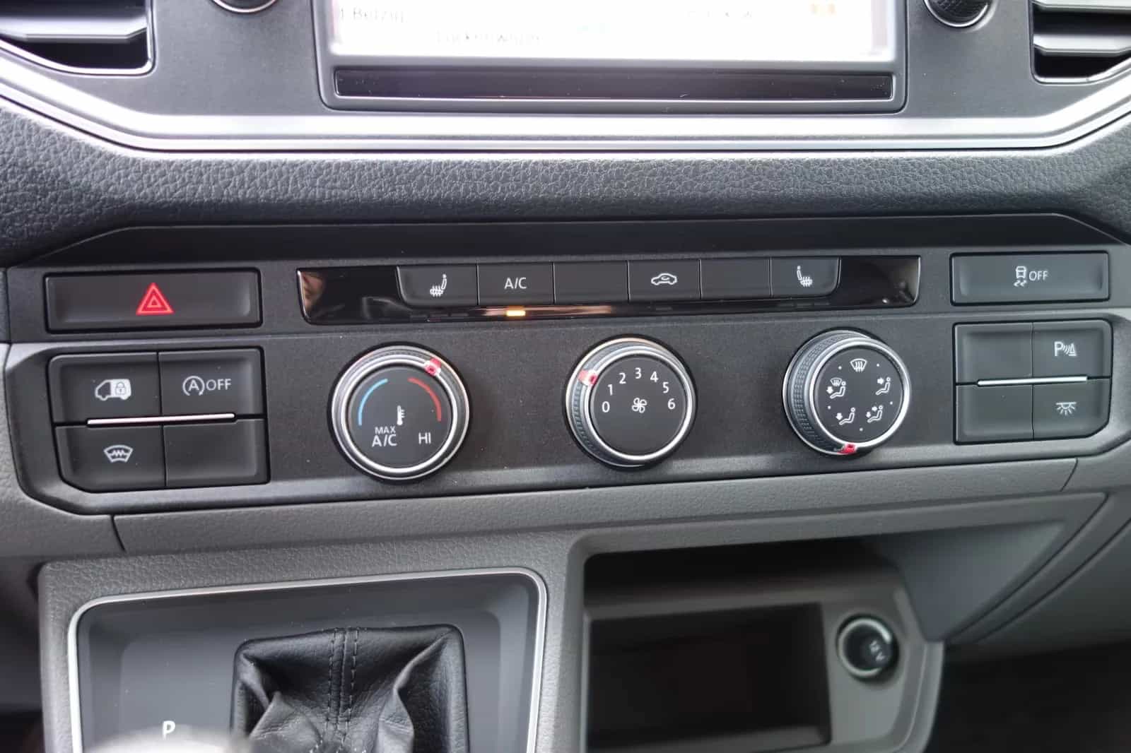 Volkswagen Crafter 09/2018-photo-11