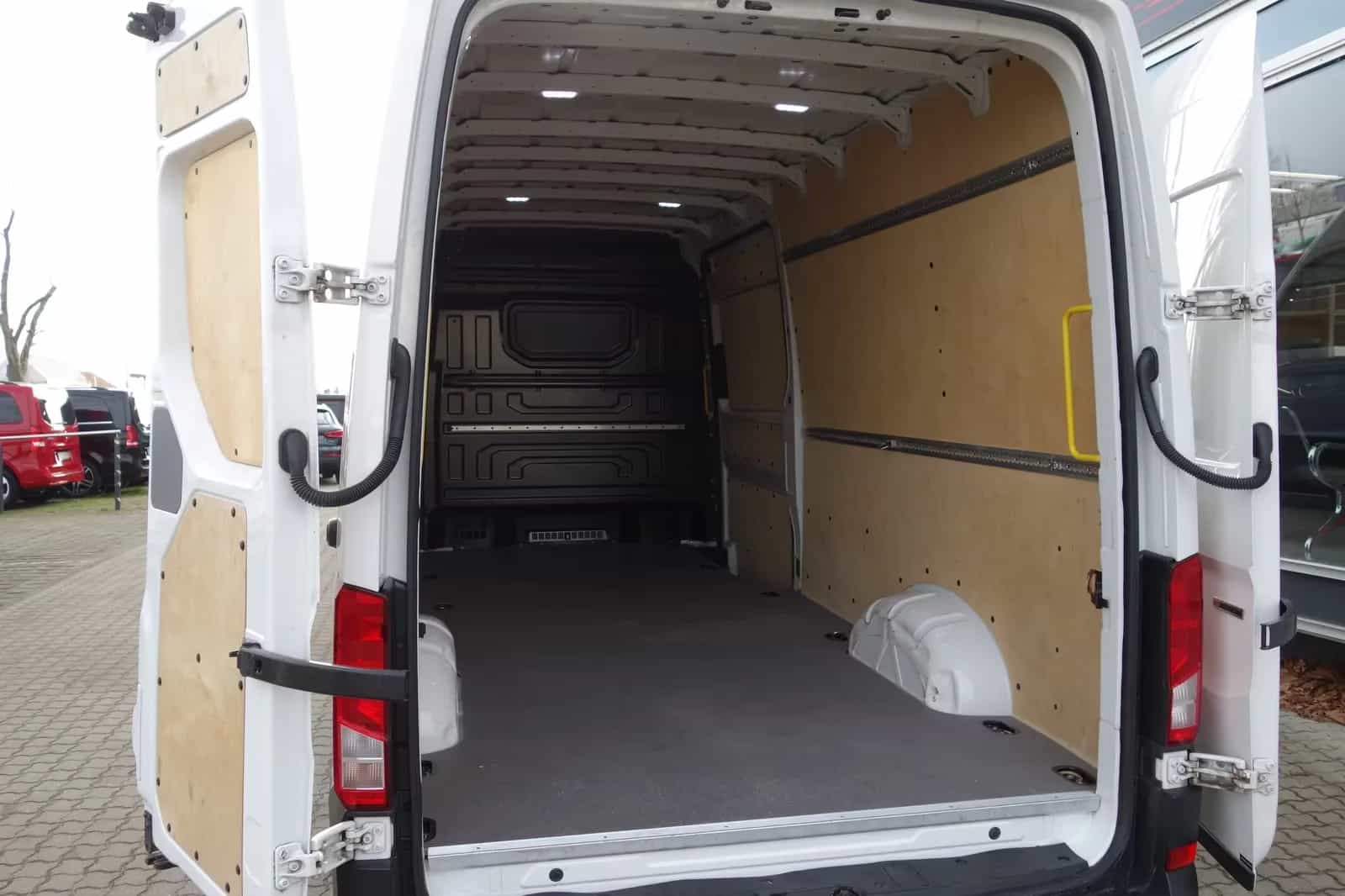 Volkswagen Crafter 09/2018-photo-6