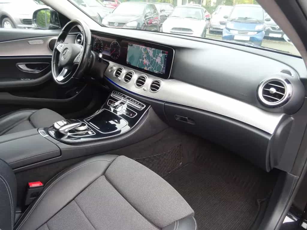 Mercedes-Benz E 350 d AVANTGARDE LED NAVI KAMERA HEAD-UP 10/2016-photo-10