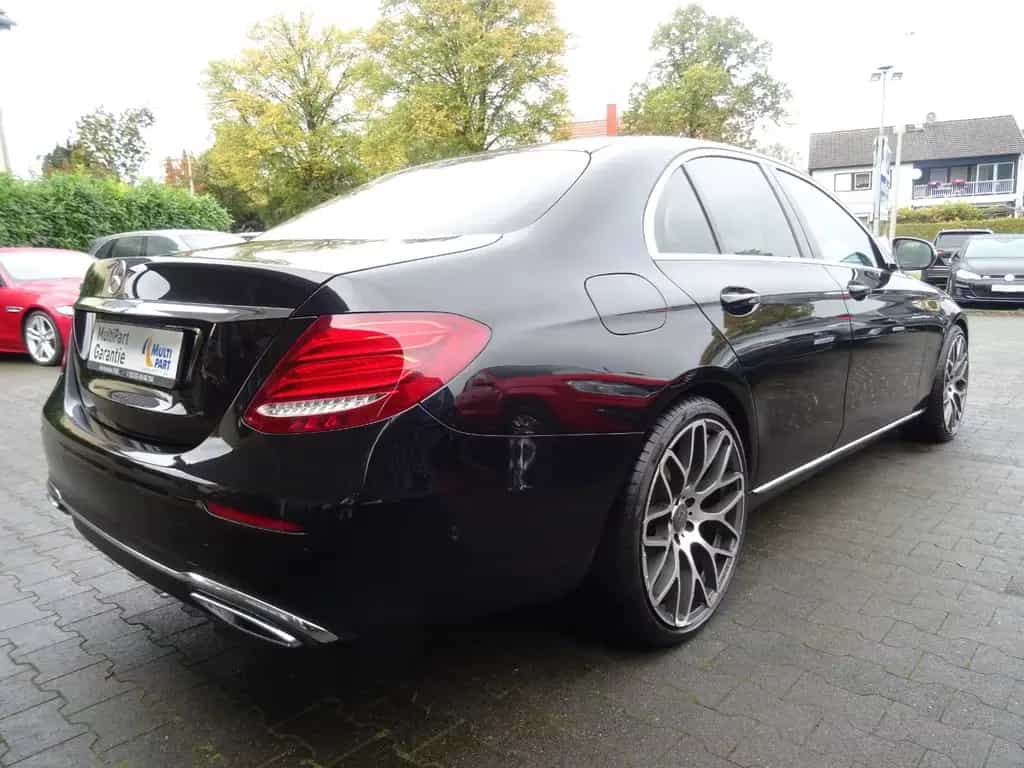 Mercedes-Benz E 350 d AVANTGARDE LED NAVI KAMERA HEAD-UP 10/2016-photo-3