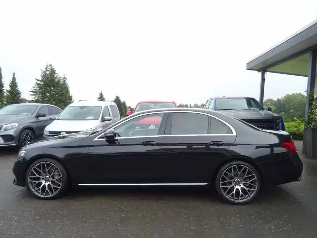 Mercedes-Benz E 350 d AVANTGARDE LED NAVI KAMERA HEAD-UP 10/2016-photo-4