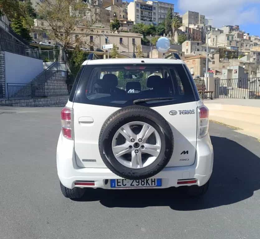 Daihatsu Terios 1.5 4WD B You O/F Green Powered 06/2010-photo-4