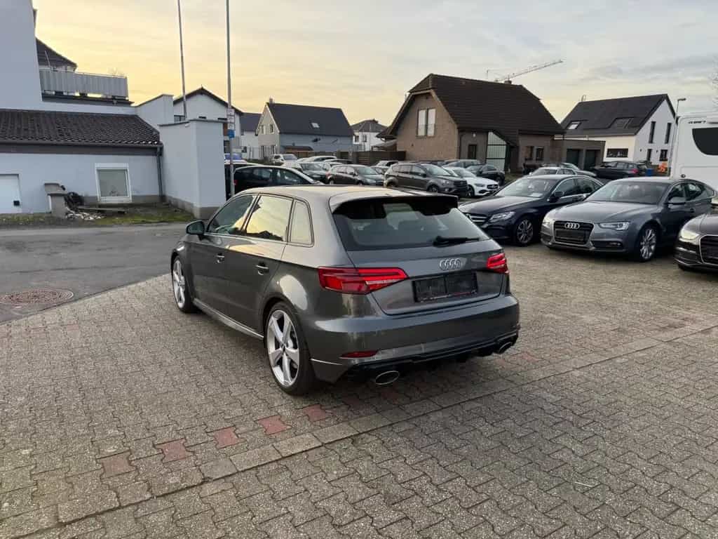 Audi RS3 Sportback 2.5 TFSI quattro ACC Matrix LED 07/2019-photo-2