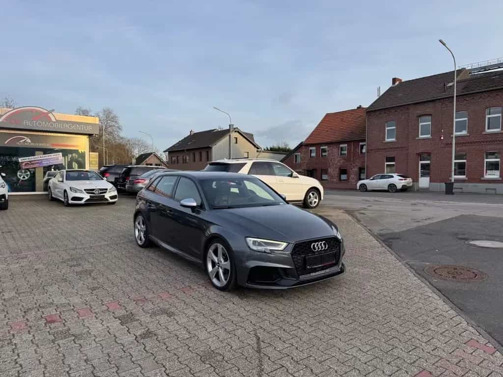 Audi RS3 Sportback 2.5 TFSI quattro ACC Matrix LED 07/2019-photo-5