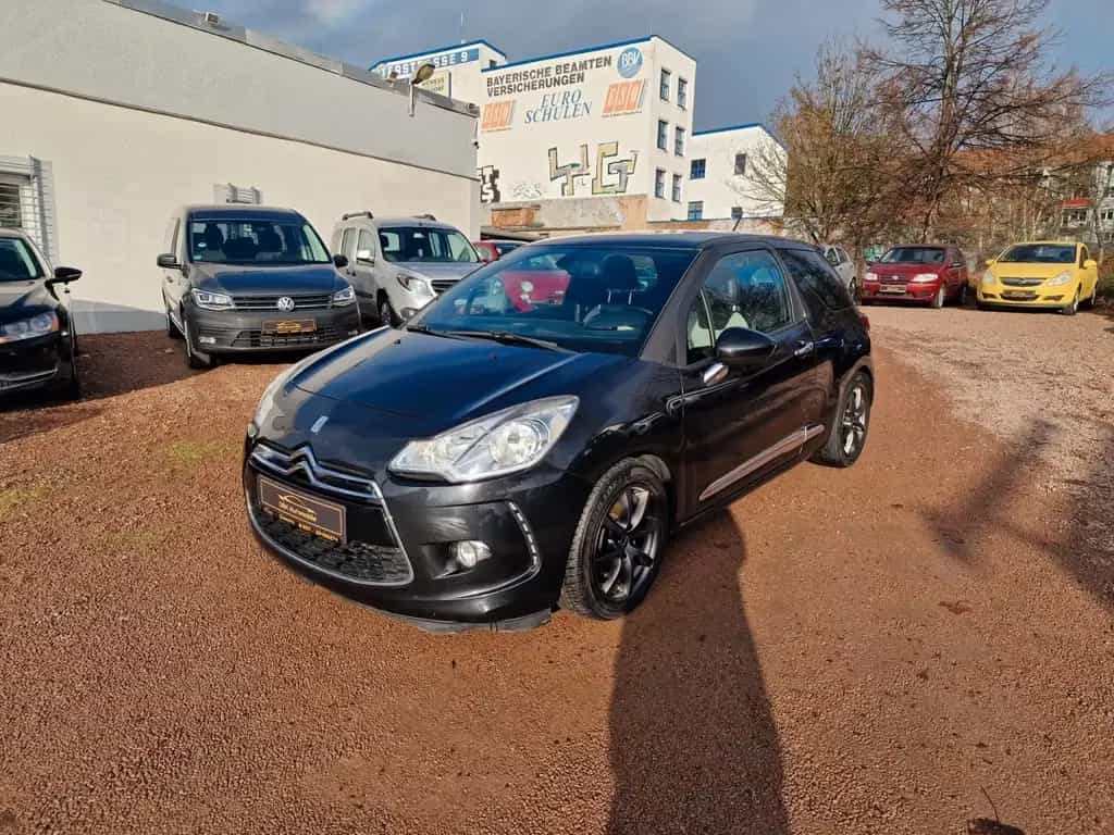 Citroën DS3 SportChic*112TKm*Klimaauto*SHZ*PDC*Garantie 05/2011-photo-2