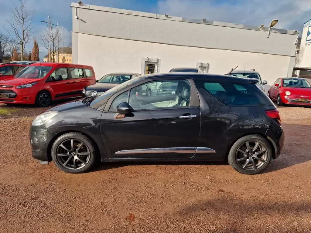 Citroën DS3 SportChic*112TKm*Klimaauto*SHZ*PDC*Garantie 05/2011-photo-3