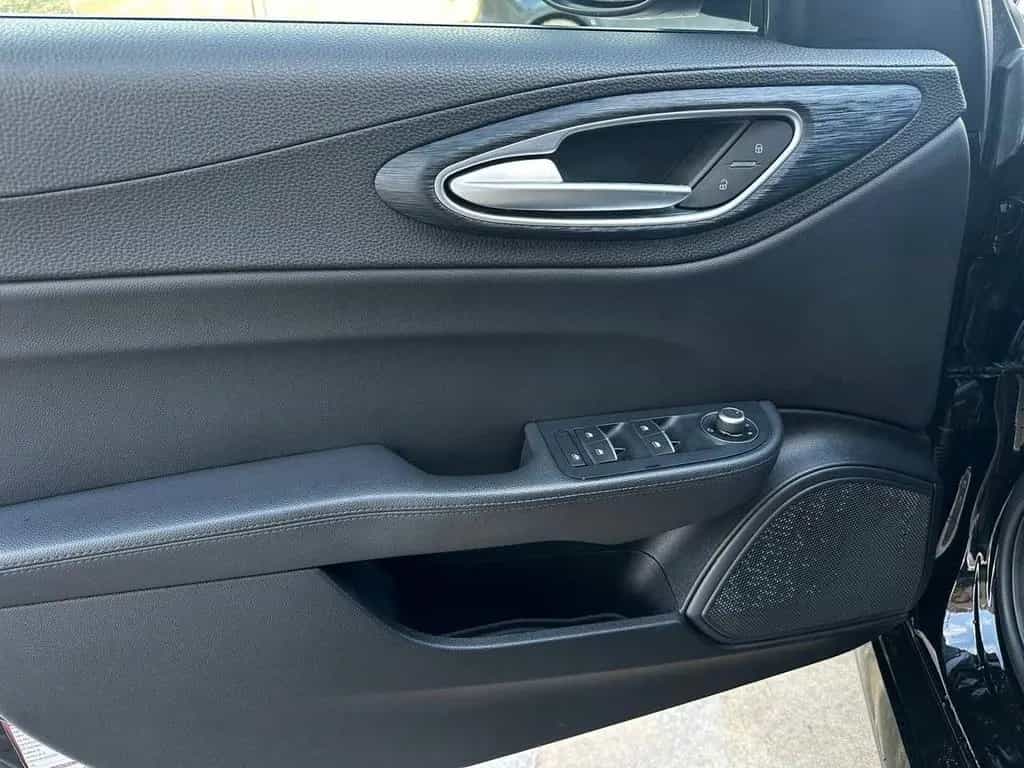 Alfa Romeo Giulia 2.2 Turbodiesel 160 CV AT8 Sup 02/2019-photo-12
