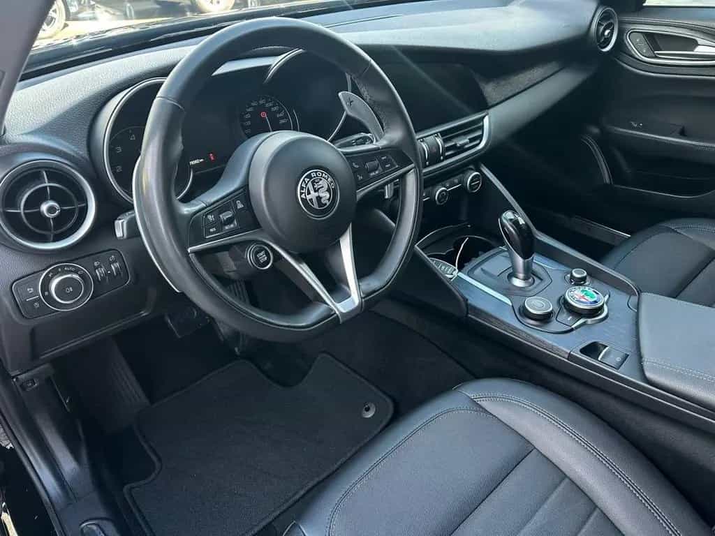 Alfa Romeo Giulia 2.2 Turbodiesel 160 CV AT8 Sup 02/2019-photo-6