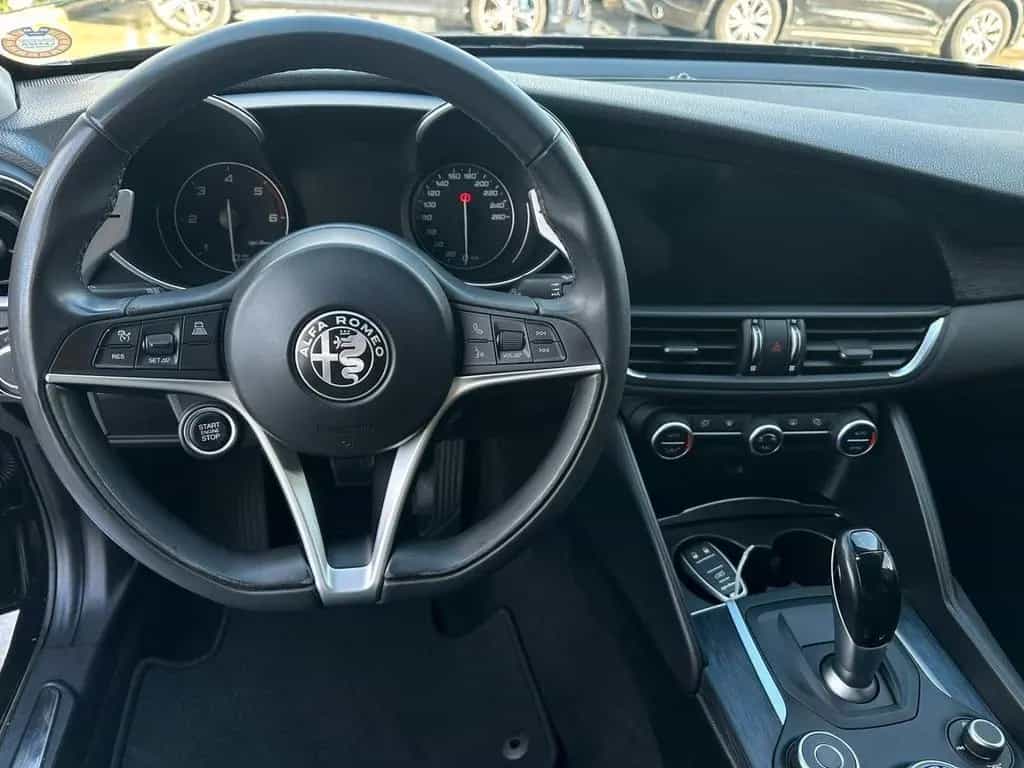 Alfa Romeo Giulia 2.2 Turbodiesel 160 CV AT8 Sup 02/2019-photo-7