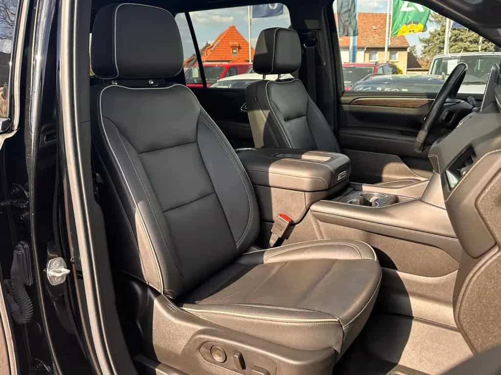 Chevrolet Suburban 5.3l V8 Premier 4x4*LED*Panodach 06/2021-photo-8