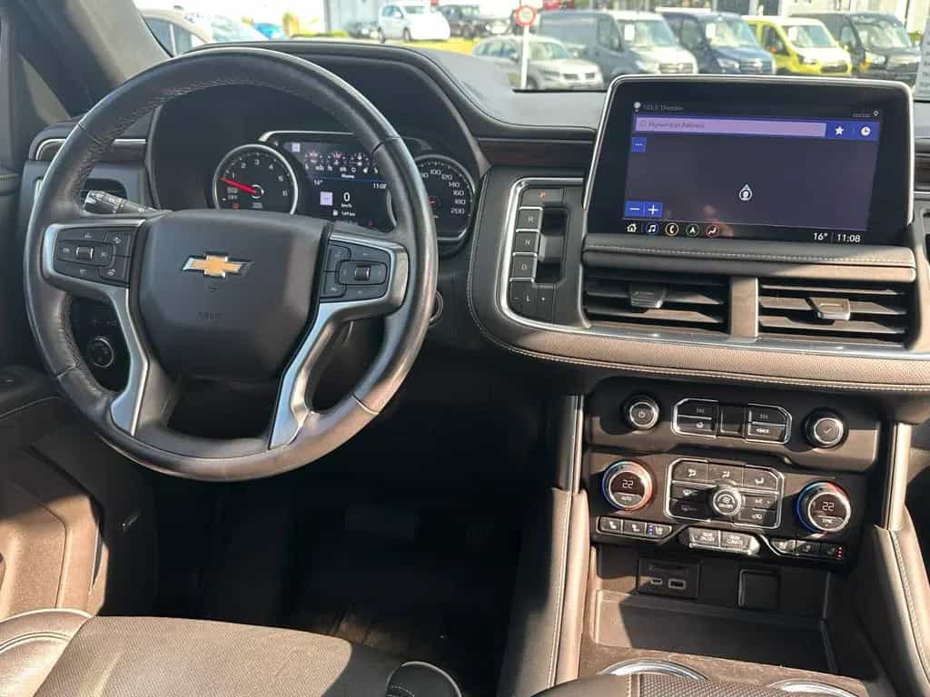 Chevrolet Suburban 5.3l V8 Premier 4x4*LED*Panodach 06/2021-photo-12