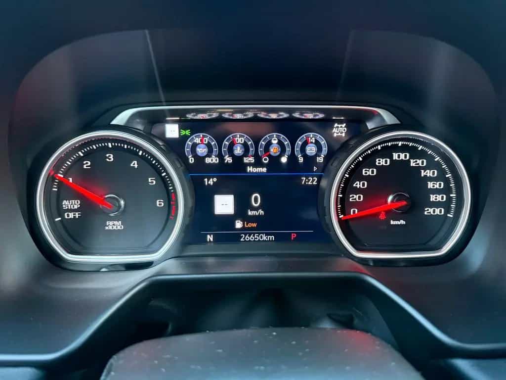 Chevrolet Suburban 5.3l V8 Premier 4x4*LED*Panodach 06/2021-photo-26
