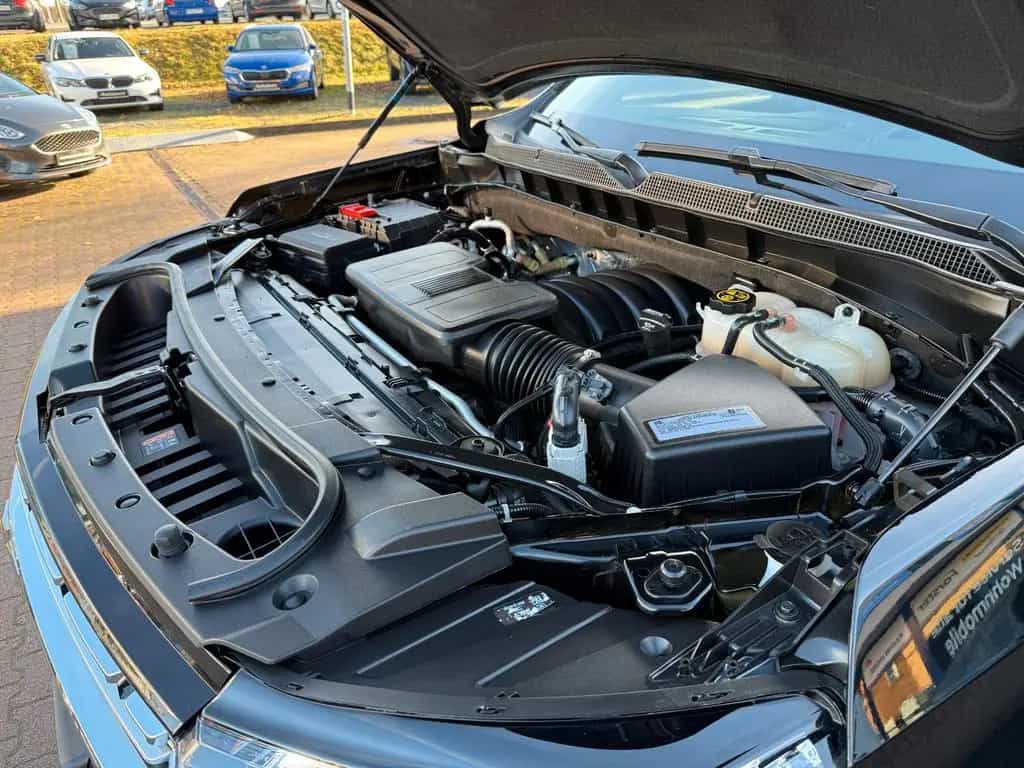 Chevrolet Suburban 5.3l V8 Premier 4x4*LED*Panodach 06/2021-photo-38