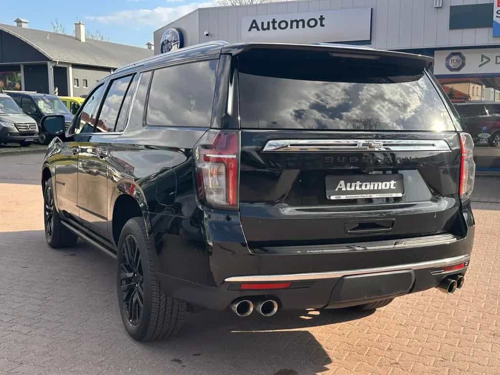 Chevrolet Suburban 5.3l V8 Premier 4x4*LED*Panodach 06/2021-photo-2