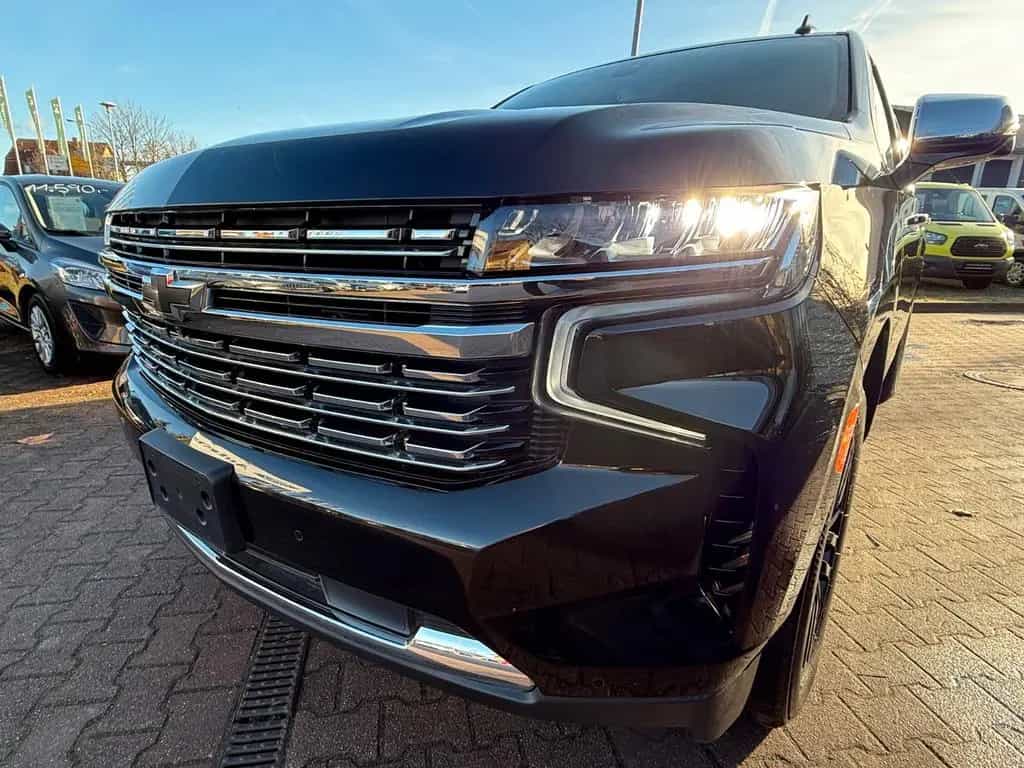 Chevrolet Suburban 5.3l V8 Premier 4x4*LED*Panodach 06/2021-photo-5