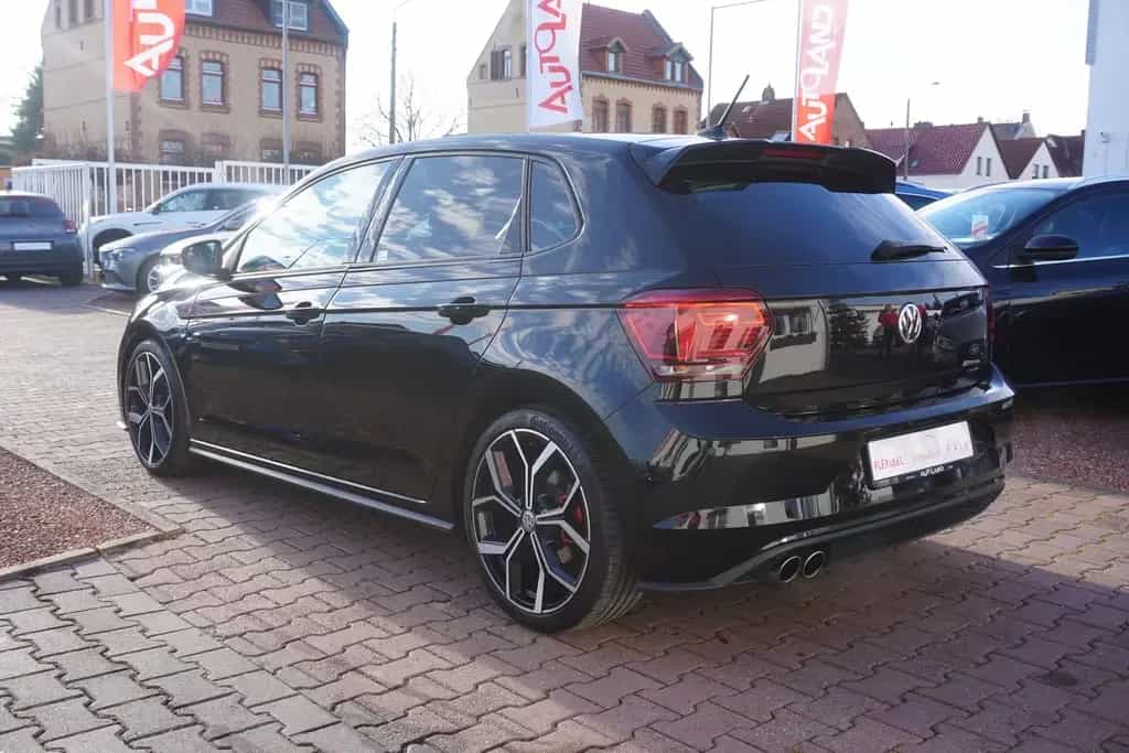 Volkswagen Polo 2.0 TSI GTI DSG LED Navi ACC PDC Sportsitze 06/2018-photo-2