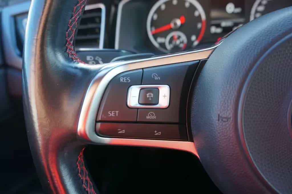 Volkswagen Polo 2.0 TSI GTI DSG LED Navi ACC PDC Sportsitze 06/2018-photo-21