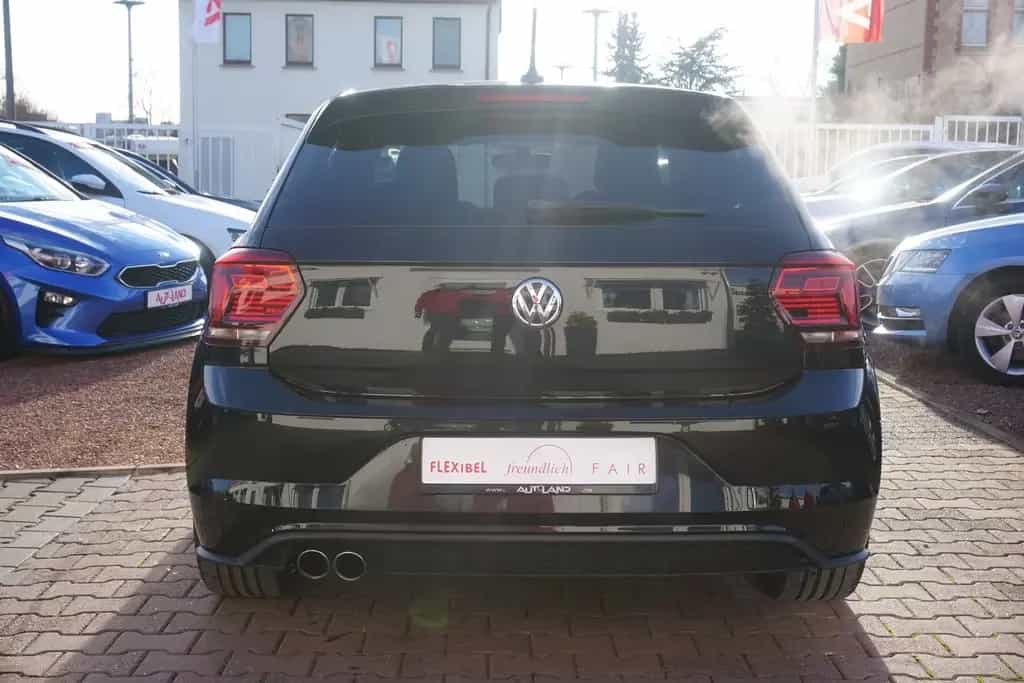 Volkswagen Polo 2.0 TSI GTI DSG LED Navi ACC PDC Sportsitze 06/2018-photo-3