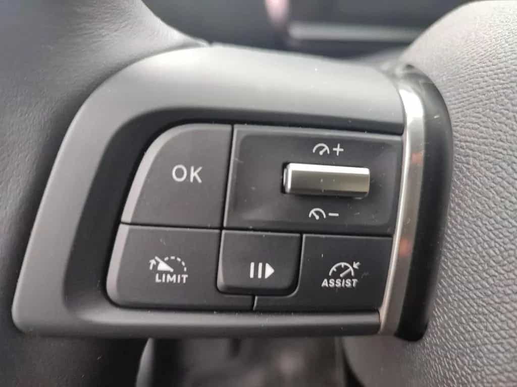 Citroën C4 Shine *HEAD-UP*NAVI*LEDER*KAMERA* 09/2023-photo-13