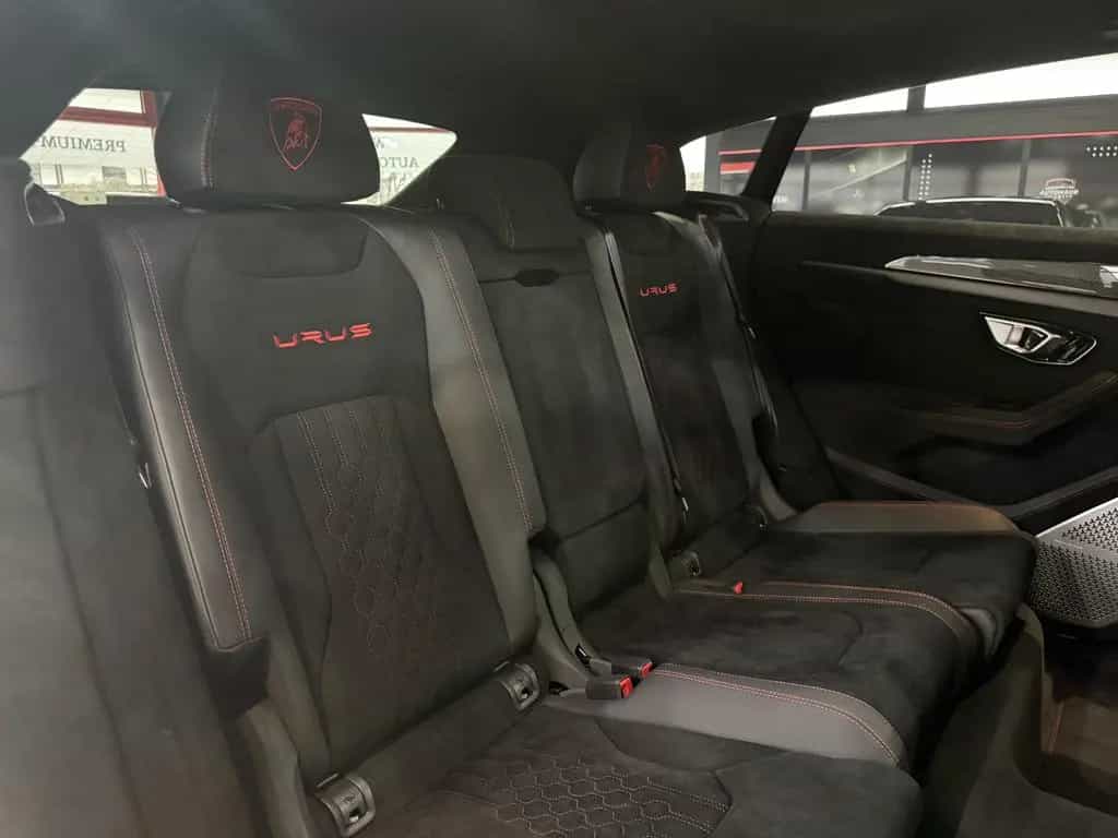 Lamborghini Urus Performante*FULLCARBON*ALCANTARA*KERAMIK 07/2024-photo-29