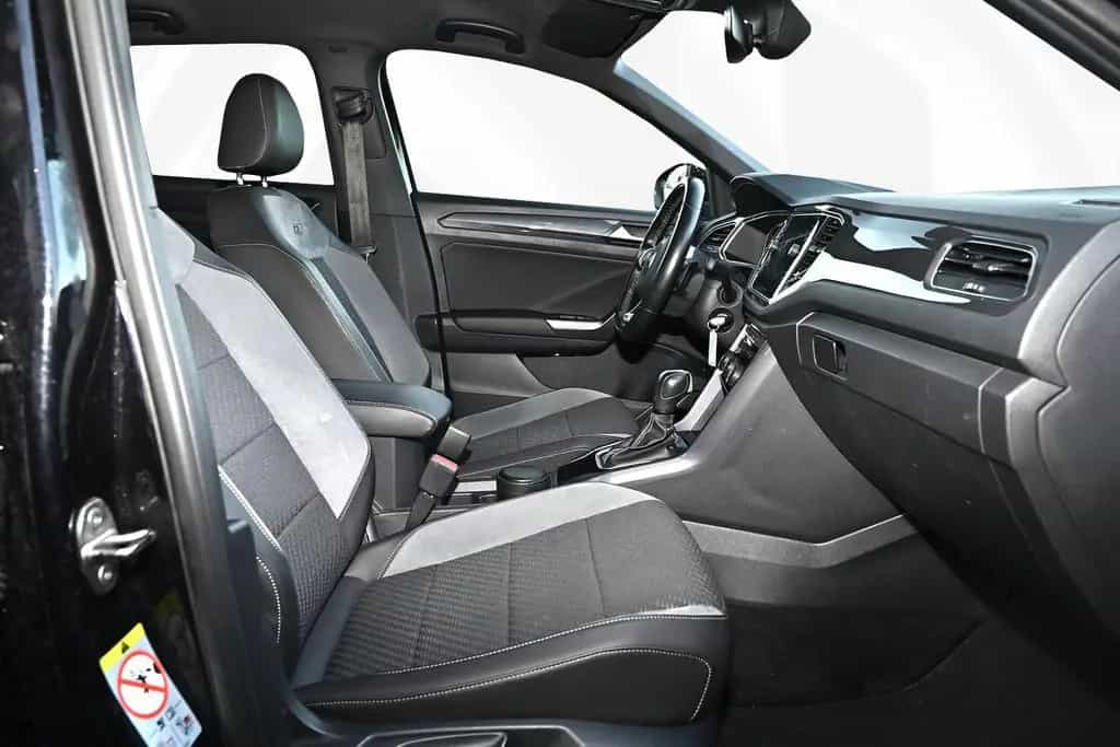 Volkswagen T-Roc 1.5 l TSI DSG Sport 06/2021-photo-4