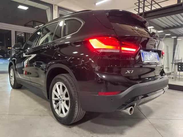 BMW X1 sDrive16d Business Advantage 07/2020-photo-2