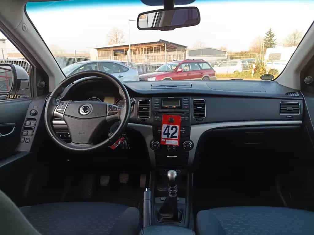 Ssangyong Korando Crystal 4x2 / 1.Hand 07/2011-photo-8