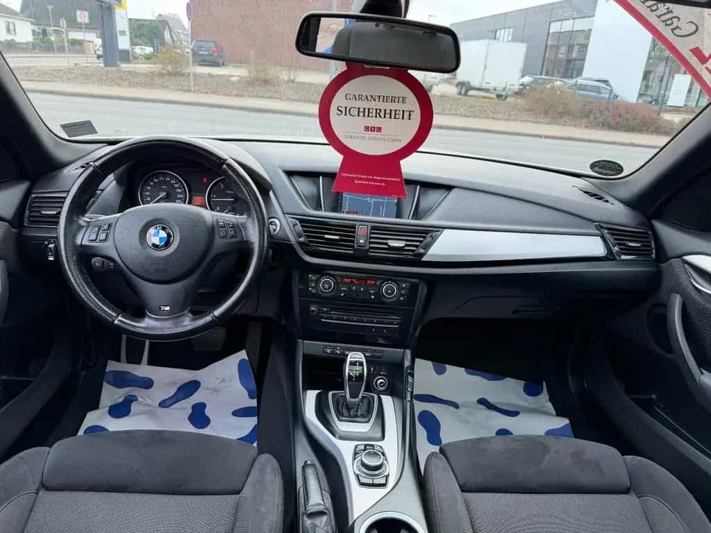 BMW X1 sDrive 18d/M Paket/Navi/Automatik/Xenon/Leder 06/2015-photo-10