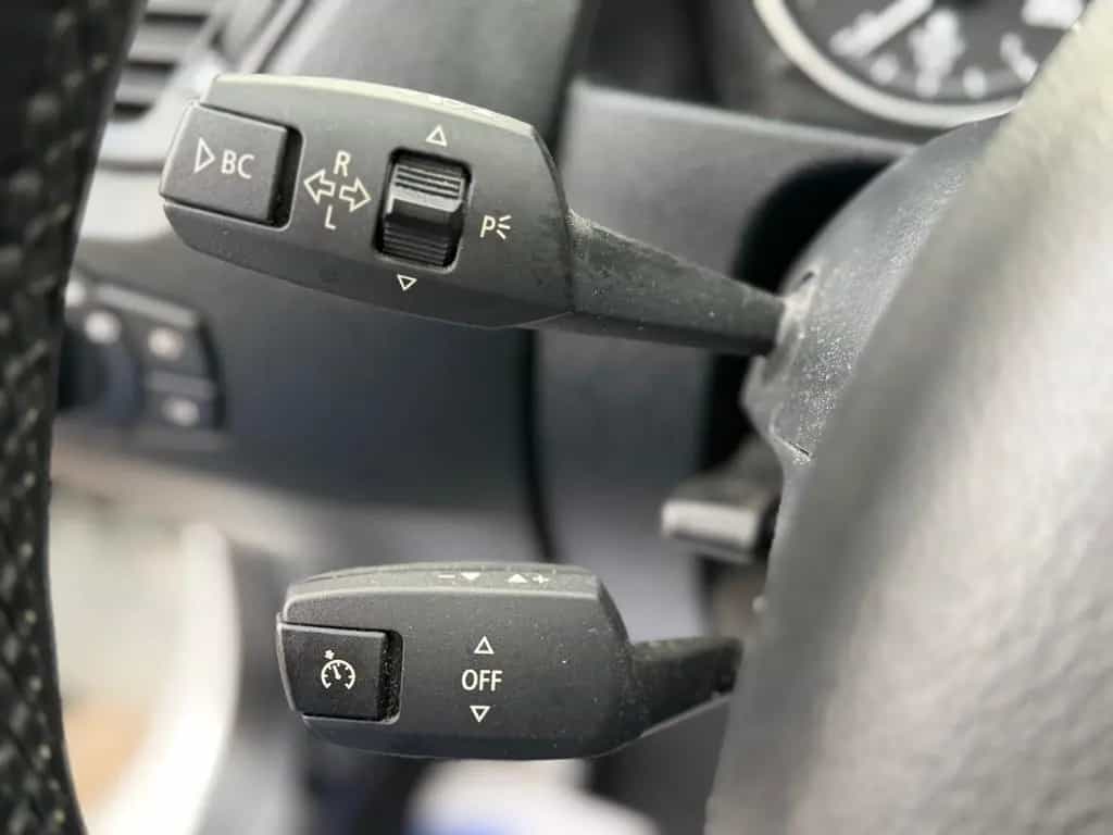 BMW X1 sDrive 18d/M Paket/Navi/Automatik/Xenon/Leder 06/2015-photo-12