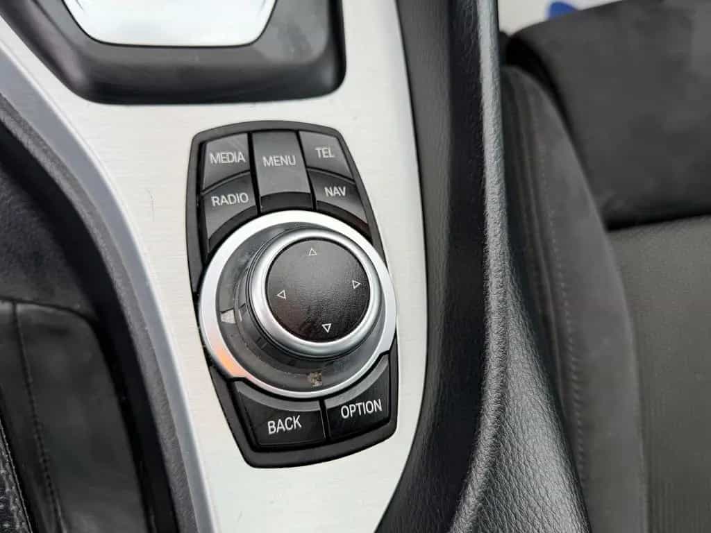 BMW X1 sDrive 18d/M Paket/Navi/Automatik/Xenon/Leder 06/2015-photo-15