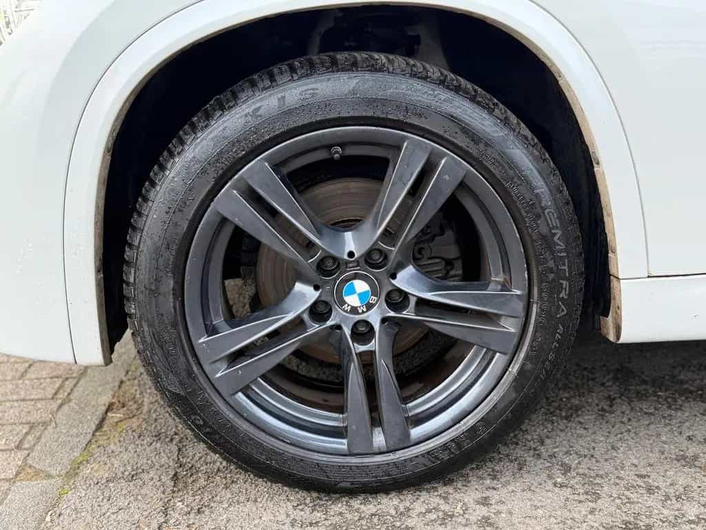 BMW X1 sDrive 18d/M Paket/Navi/Automatik/Xenon/Leder 06/2015-photo-6