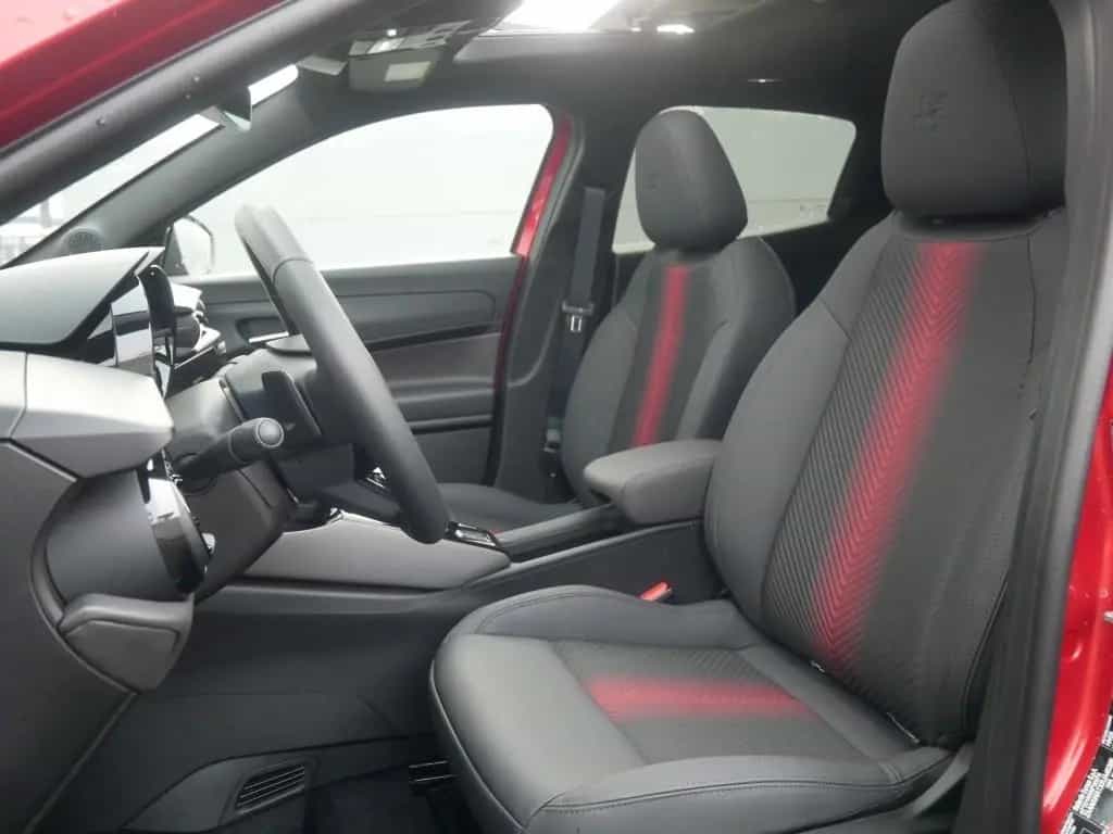 Alfa Romeo Junior IBRIDA Q4 1.2 VGT 145PS DCT6 SCHIEBEDACH 02/2026-photo-12