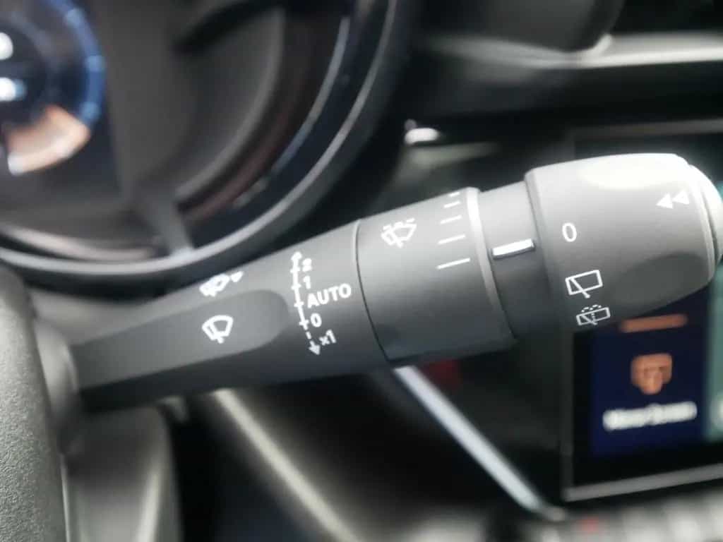 Alfa Romeo Junior IBRIDA Q4 1.2 VGT 145PS DCT6 SCHIEBEDACH 02/2026-photo-25