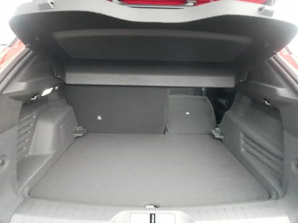 Alfa Romeo Junior IBRIDA Q4 1.2 VGT 145PS DCT6 SCHIEBEDACH 02/2026-photo-38