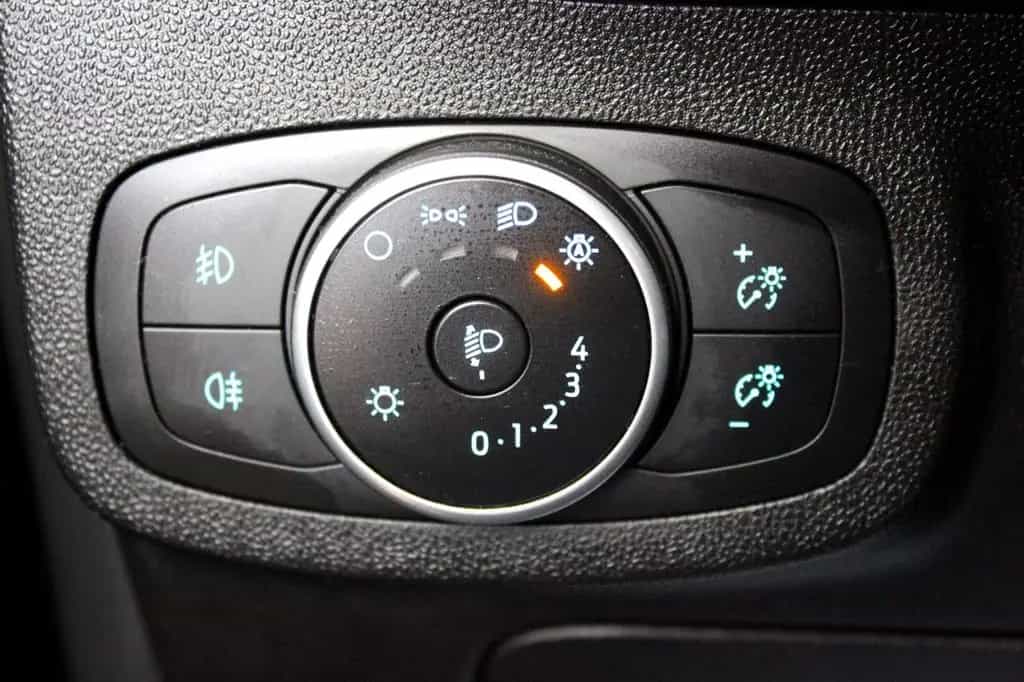 Ford Fiesta 1,0 EcoBoost ST-Line 140PS *NAVI*LED*PDC* 11/2018-photo-29