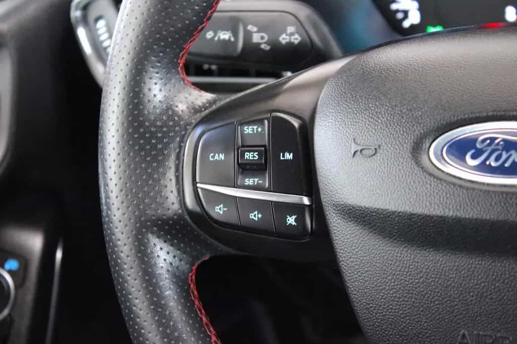 Ford Fiesta 1,0 EcoBoost ST-Line 140PS *NAVI*LED*PDC* 11/2018-photo-34