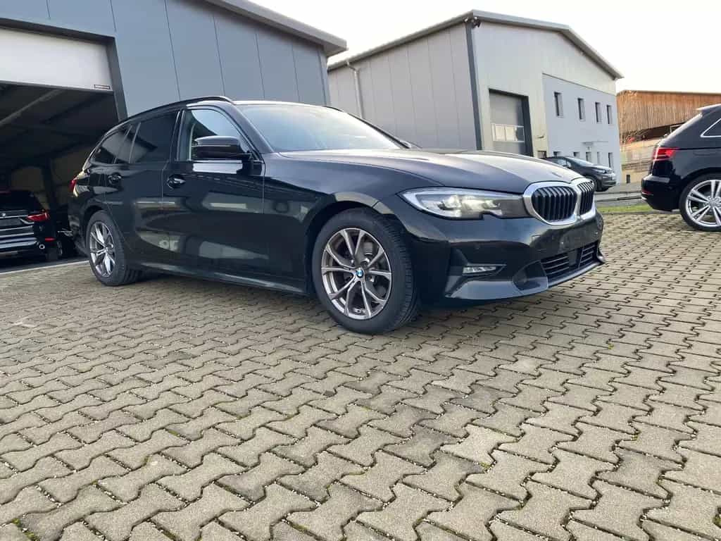 BMW 320 20 d Sport Line AHK/SPORT-SZ/KAMERA 07/2020-photo-0