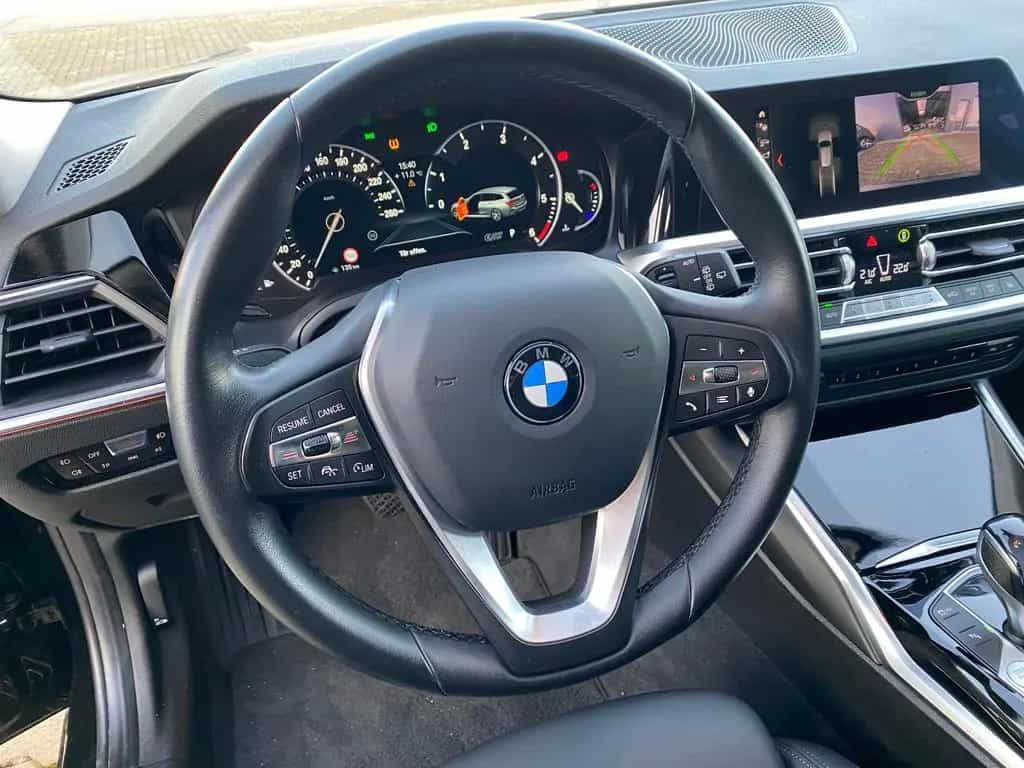 BMW 320 20 d Sport Line AHK/SPORT-SZ/KAMERA 07/2020-photo-10