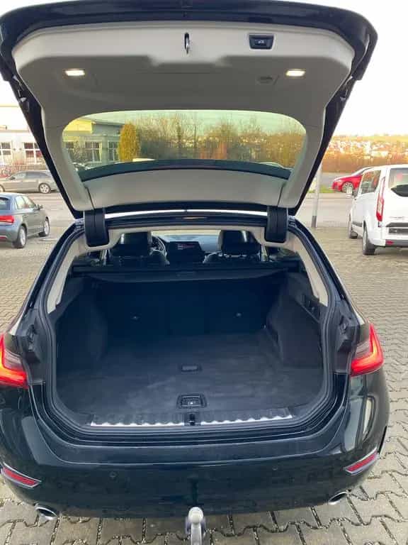 BMW 320 20 d Sport Line AHK/SPORT-SZ/KAMERA 07/2020-photo-21