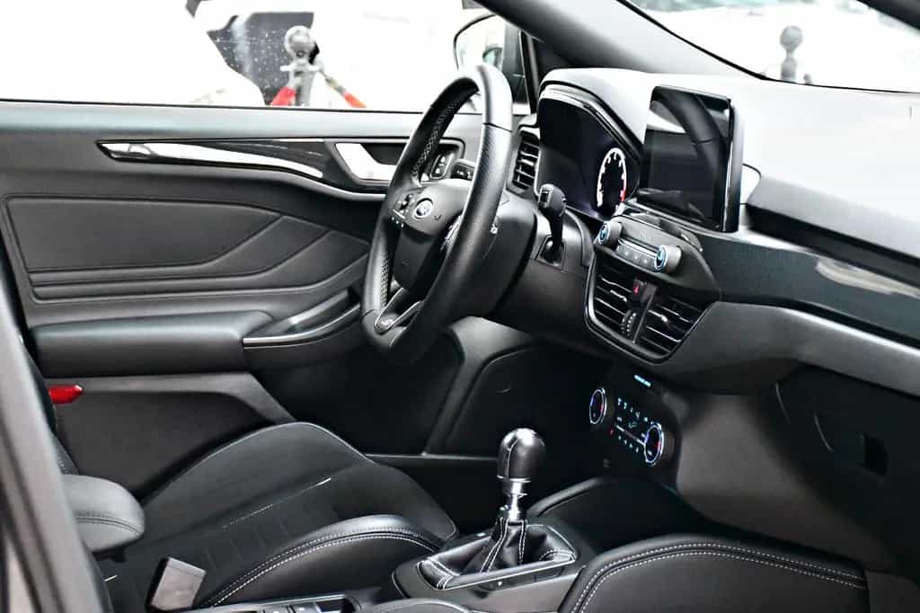 Ford Focus Lim. ST Recaro Design-Paket 1.Hand 68tkm! 09/2019-photo-15