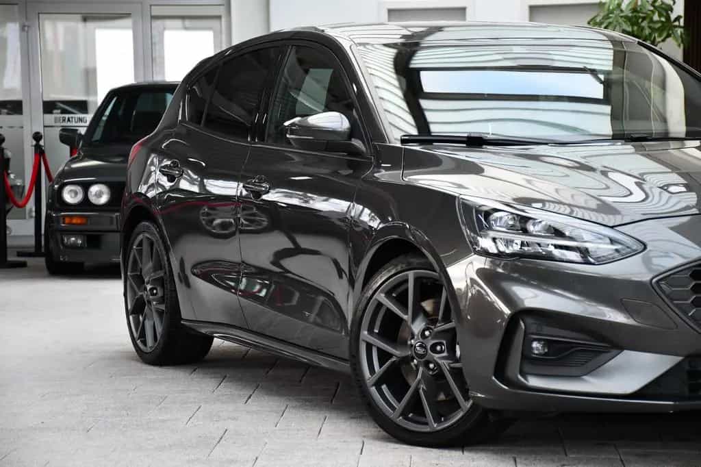 Ford Focus Lim. ST Recaro Design-Paket 1.Hand 68tkm! 09/2019-photo-25