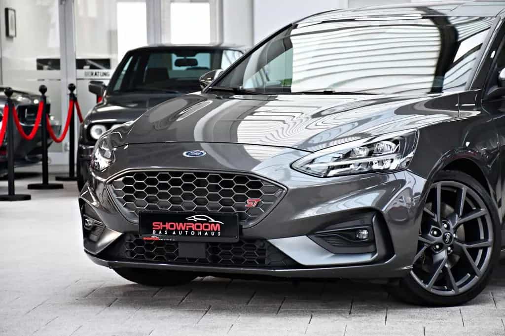 Ford Focus Lim. ST Recaro Design-Paket 1.Hand 68tkm! 09/2019-photo-29