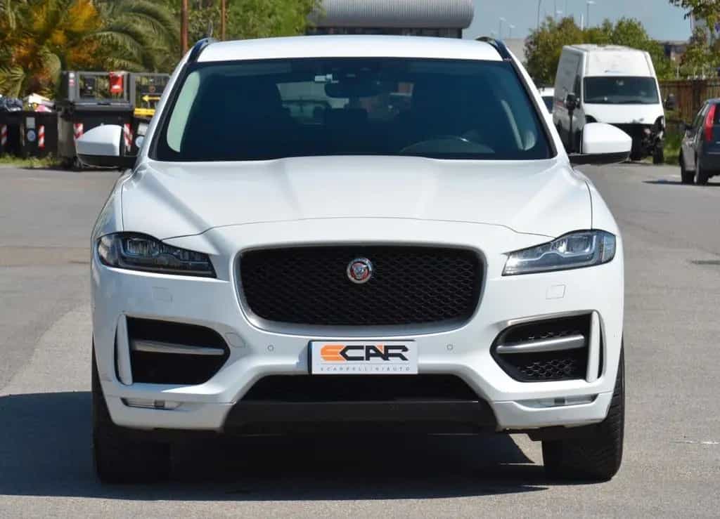 Jaguar F-Pace 2.0 D 180 CV AWD aut. R-Sport 10/2019-photo-7