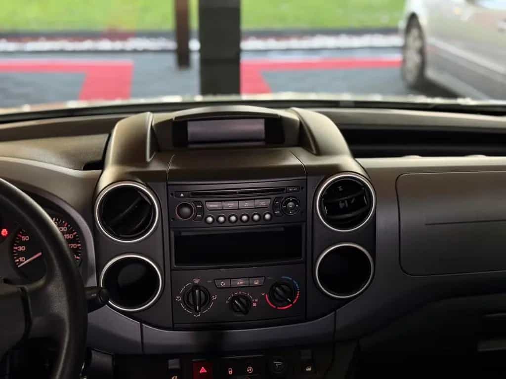 Citroën Berlingo XTR Behindertengerecht-Rampe 06/2010-photo-32