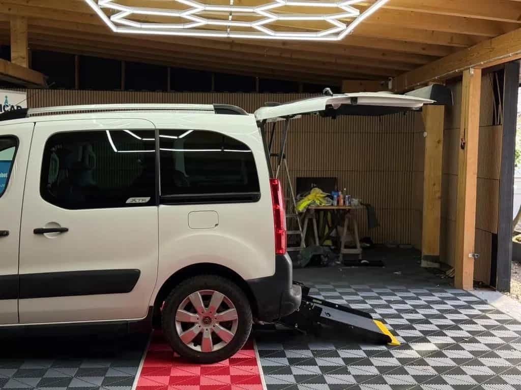 Citroën Berlingo XTR Behindertengerecht-Rampe 06/2010-photo-7