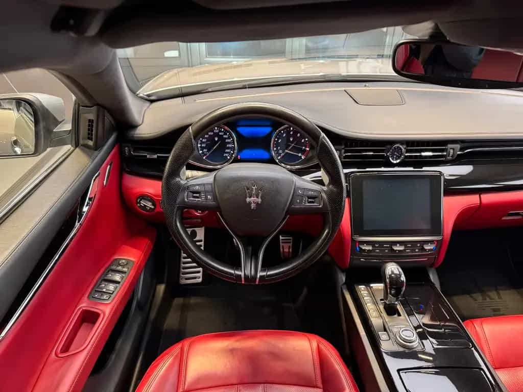 Maserati Quattroporte S Q4 10/2017-photo-14
