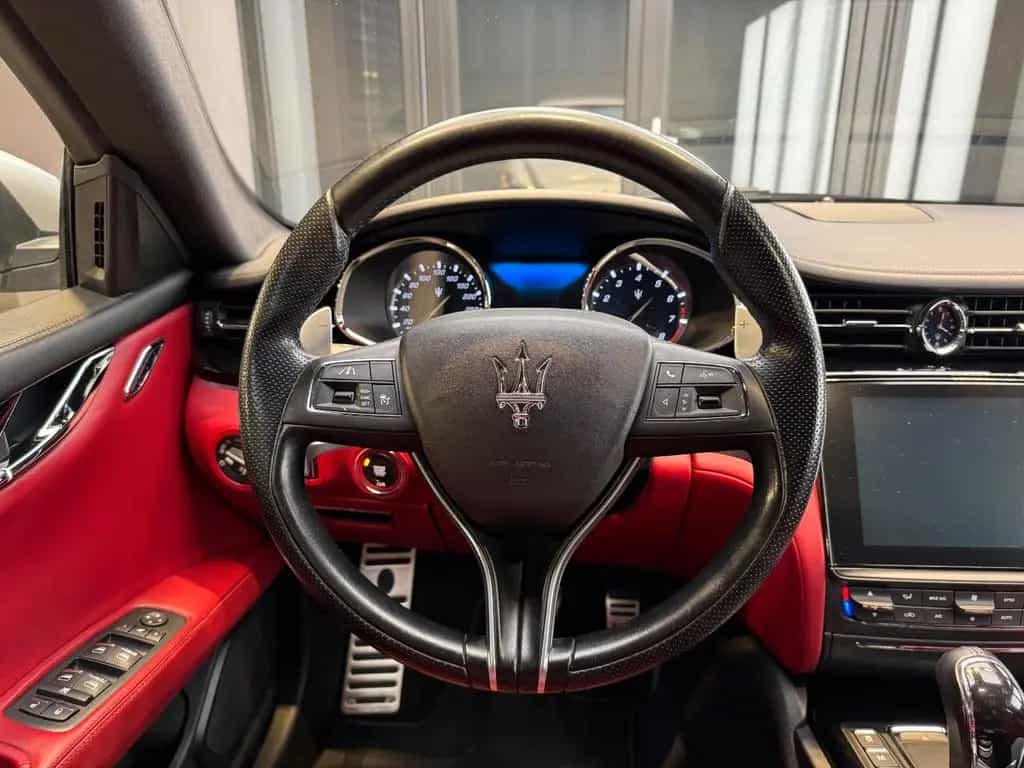 Maserati Quattroporte S Q4 10/2017-photo-16