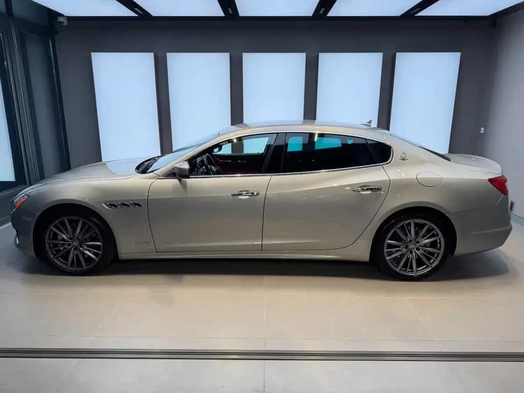 Maserati Quattroporte S Q4 10/2017-photo-4